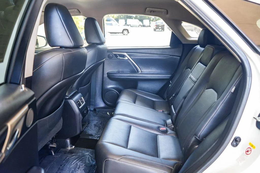 Used 2017 White Lexus 350 image 17