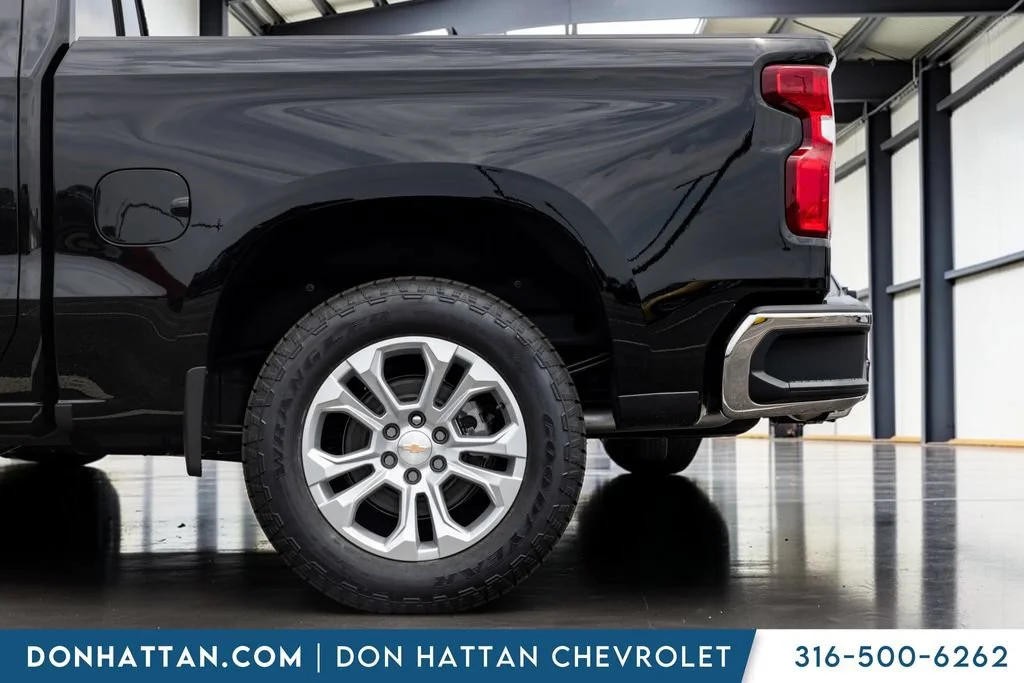 2026 Chevrolet Silverado 1500 LTZ - Photo 30