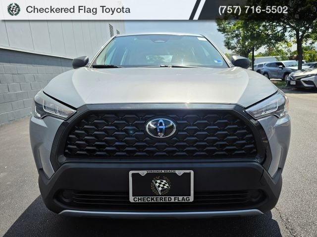 Used 2024 Sonic Silver Toyota L image 8