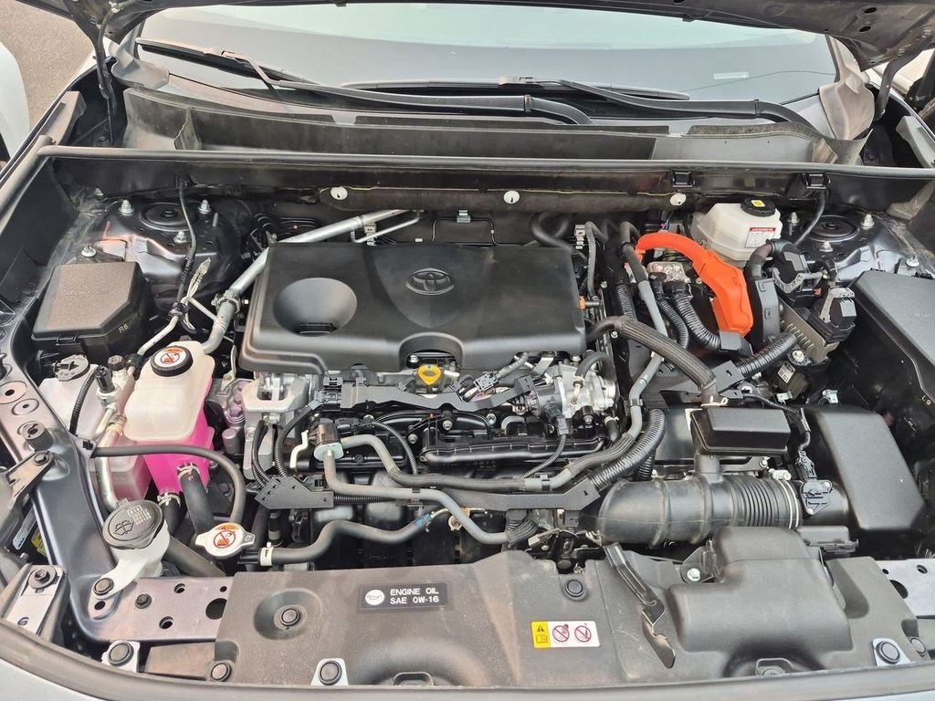 Used 2022 Magnetic Gray Metallic Toyota XLE Premium image 31
