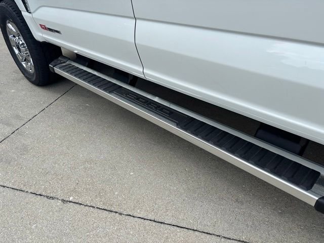 New 2026 Star White Metallic Tri-Coat Ford F-350® Lariat® image 13