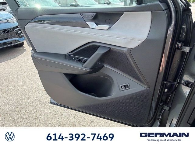 New 2026 Platinum Gray Metallic Volkswagen 2.0T SE image 22