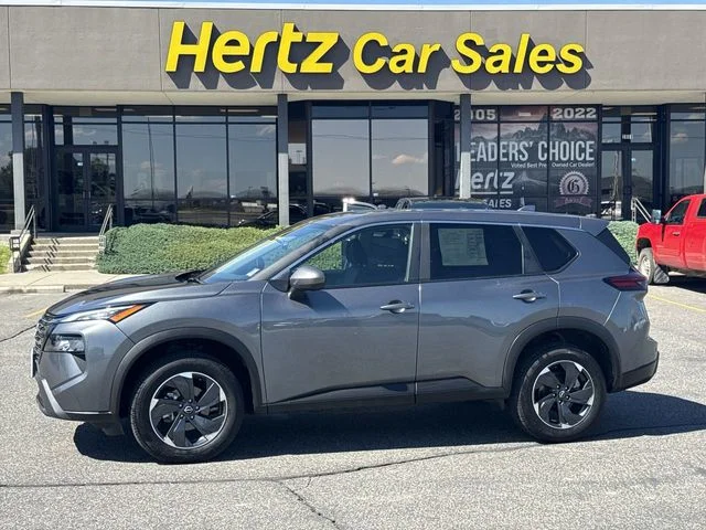 2025 Nissan Rogue SV AWD's photo