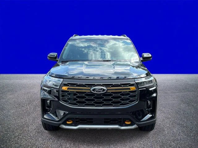 New 2026 Agate Black Metallic Ford Tremor® image 8