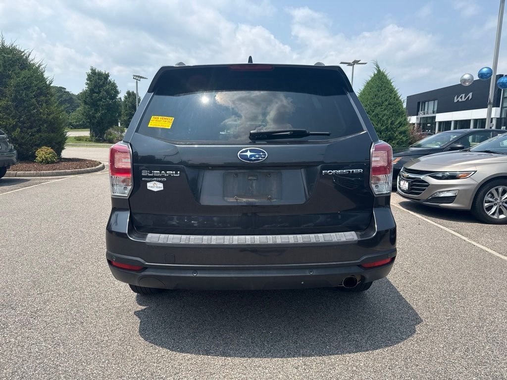 Used 2018 Gray Subaru 2.5i Touring image 4