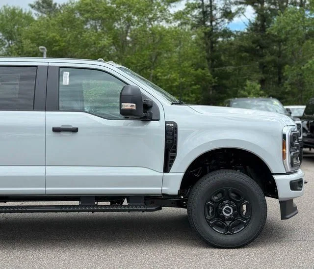 New 2026 Avalanche Ford F-350® XL image 6