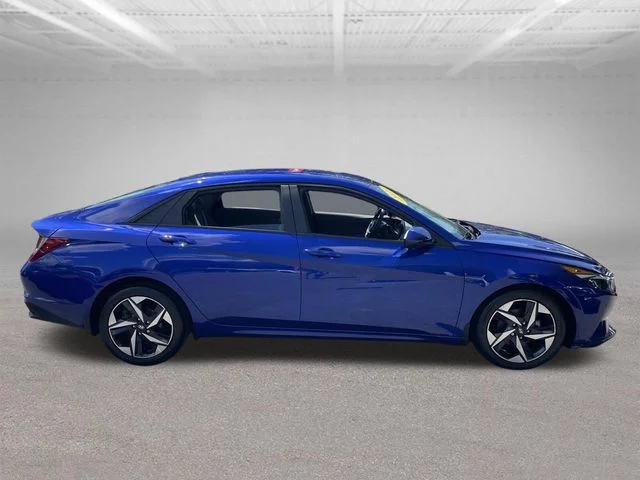 Used 2023 Blue Hyundai SEL image 5