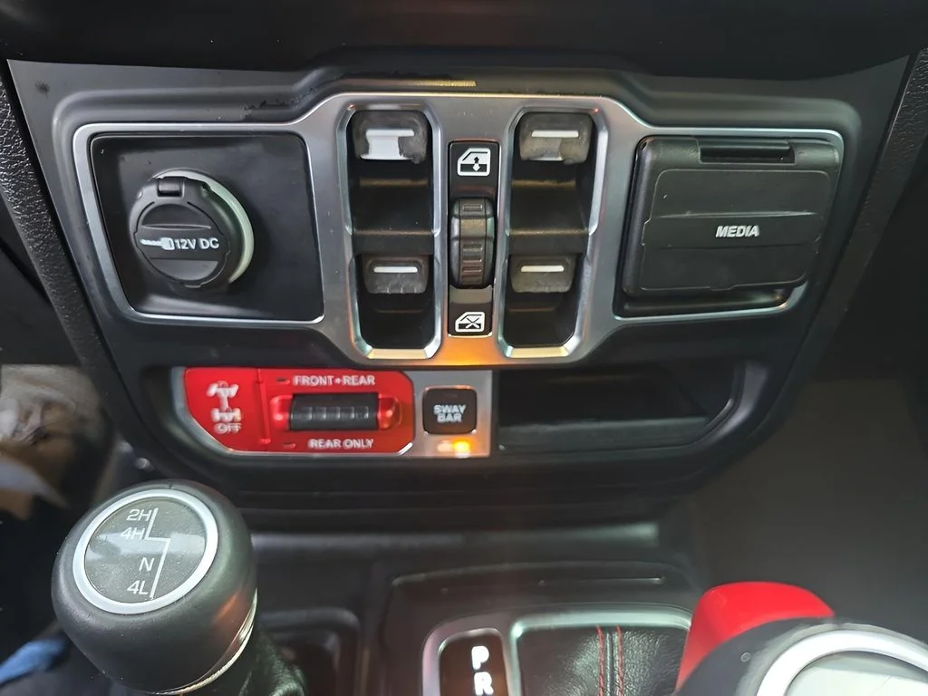 Used 2020 Black Clearcoat Jeep Rubicon image 15