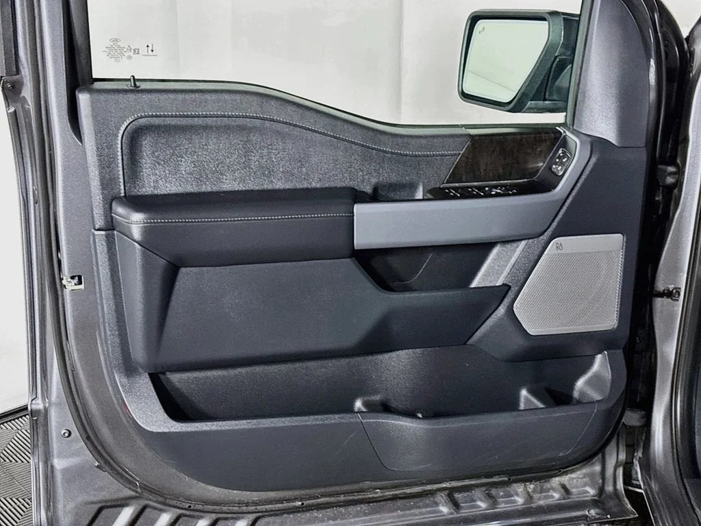 Used 2023 Gray Ford Lariat image 10