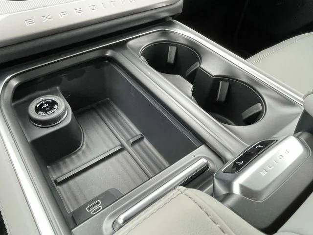 New 2026 Glacier Gray Metallic Tri-Coat Ford MAX Active image 9