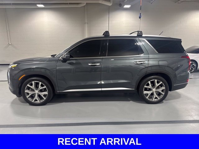 Used 2022 Gray Hyundai SEL image 2