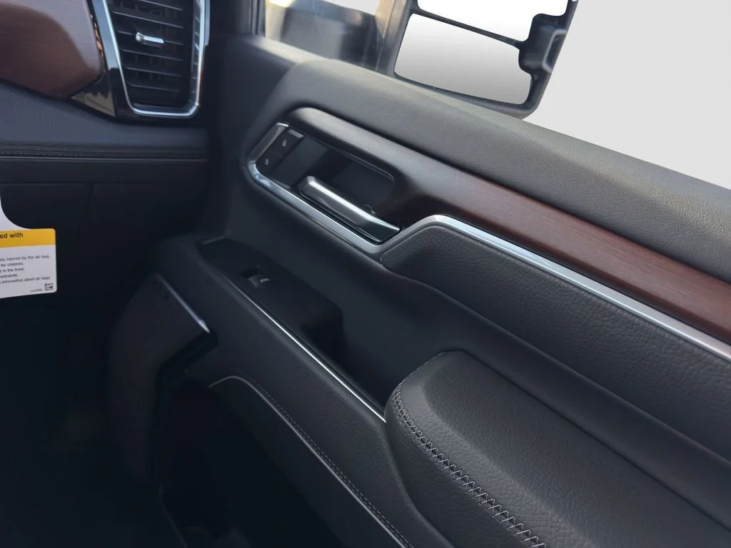 2026 GMC Sierra 2500HD Denali - Photo 17