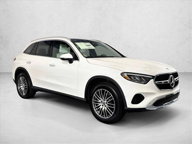 New 2026 Polar White Mercedes-Benz GLC 300 image 33
