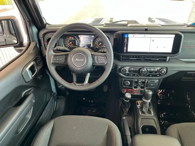 Used 2025 Anvil Clearcoat Jeep Rubicon image 37