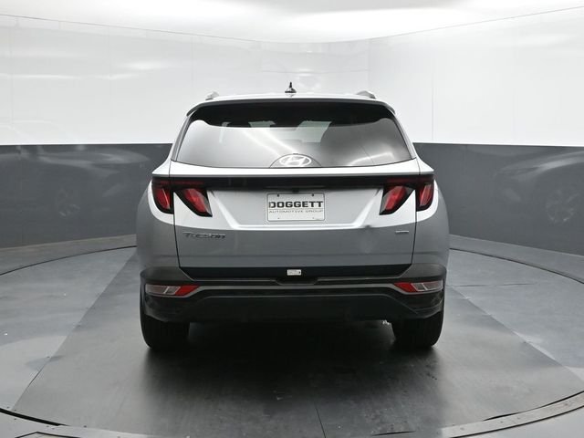 Used 2024 Silver Hyundai SEL image 5