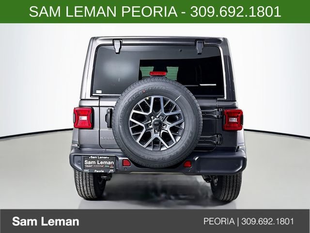New 2026 Granite Crystal Metallic Clear-Coat Exterior Paint Jeep Sahara image 6