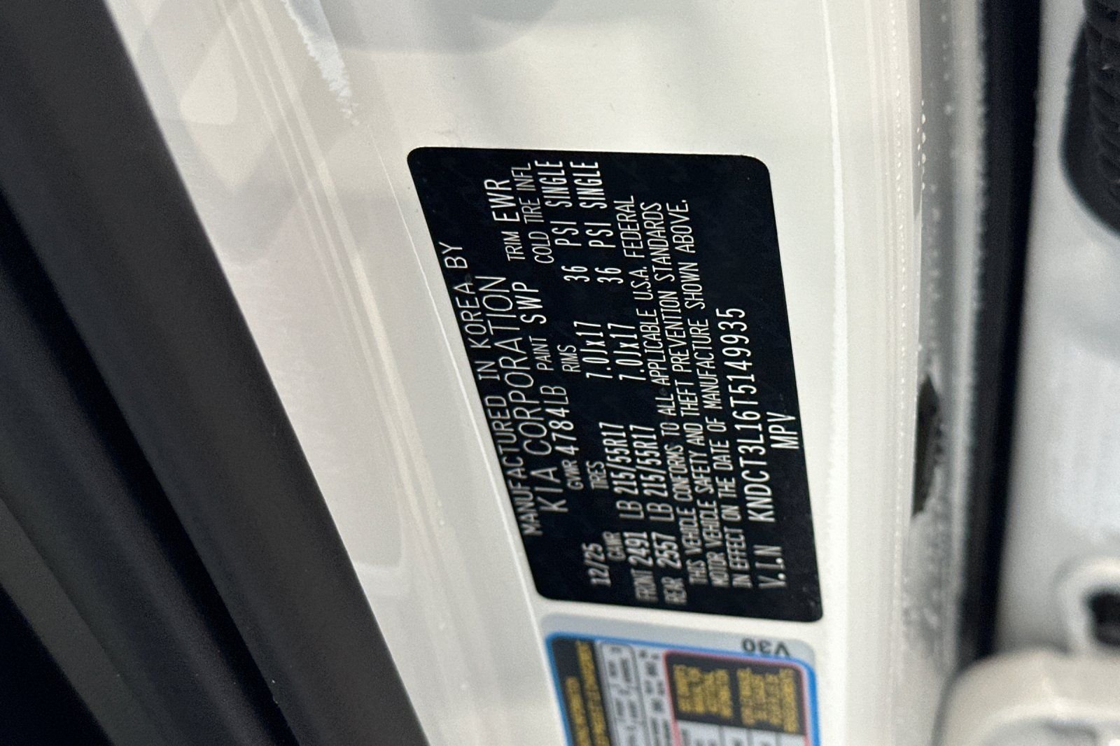 New 2026 Snow White Pearl Kia WAVE image 22
