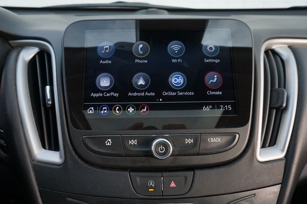 Used 2022 Red Chevrolet LT image 18