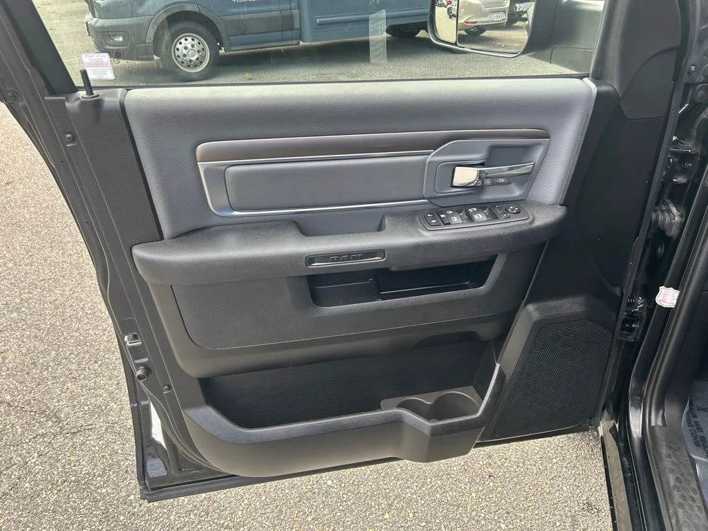 Used 2023 Black Ram SLT image 15