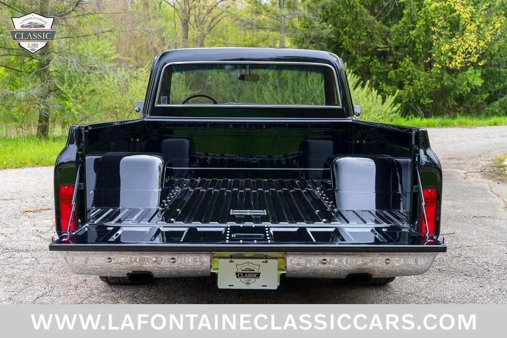 Used 1969 Black GMC  image 39