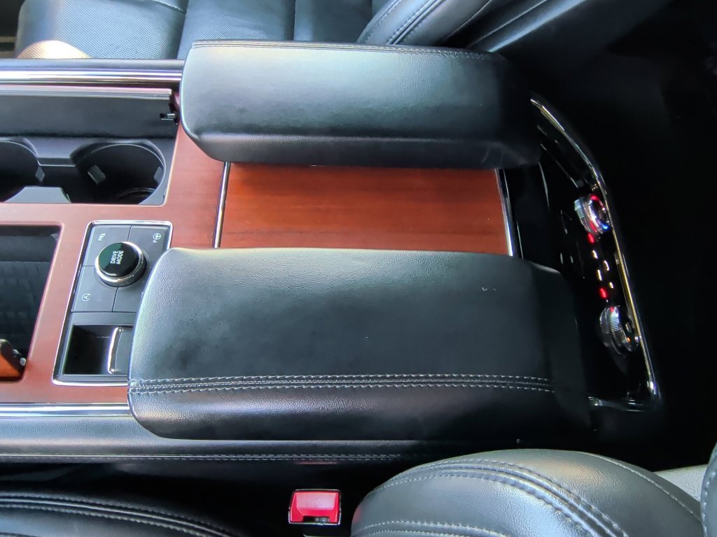 Used 2020 Black Lincoln Reserve image 32
