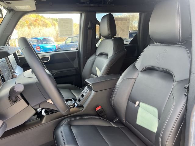 New 2025 Azure Gray Metallic Tri-Coat Ford Outer Banks® image 14