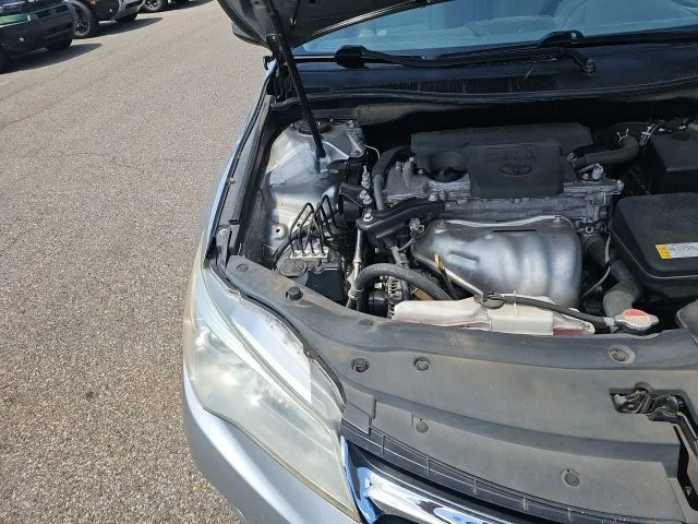 Used 2016 Gray Toyota LE image 21