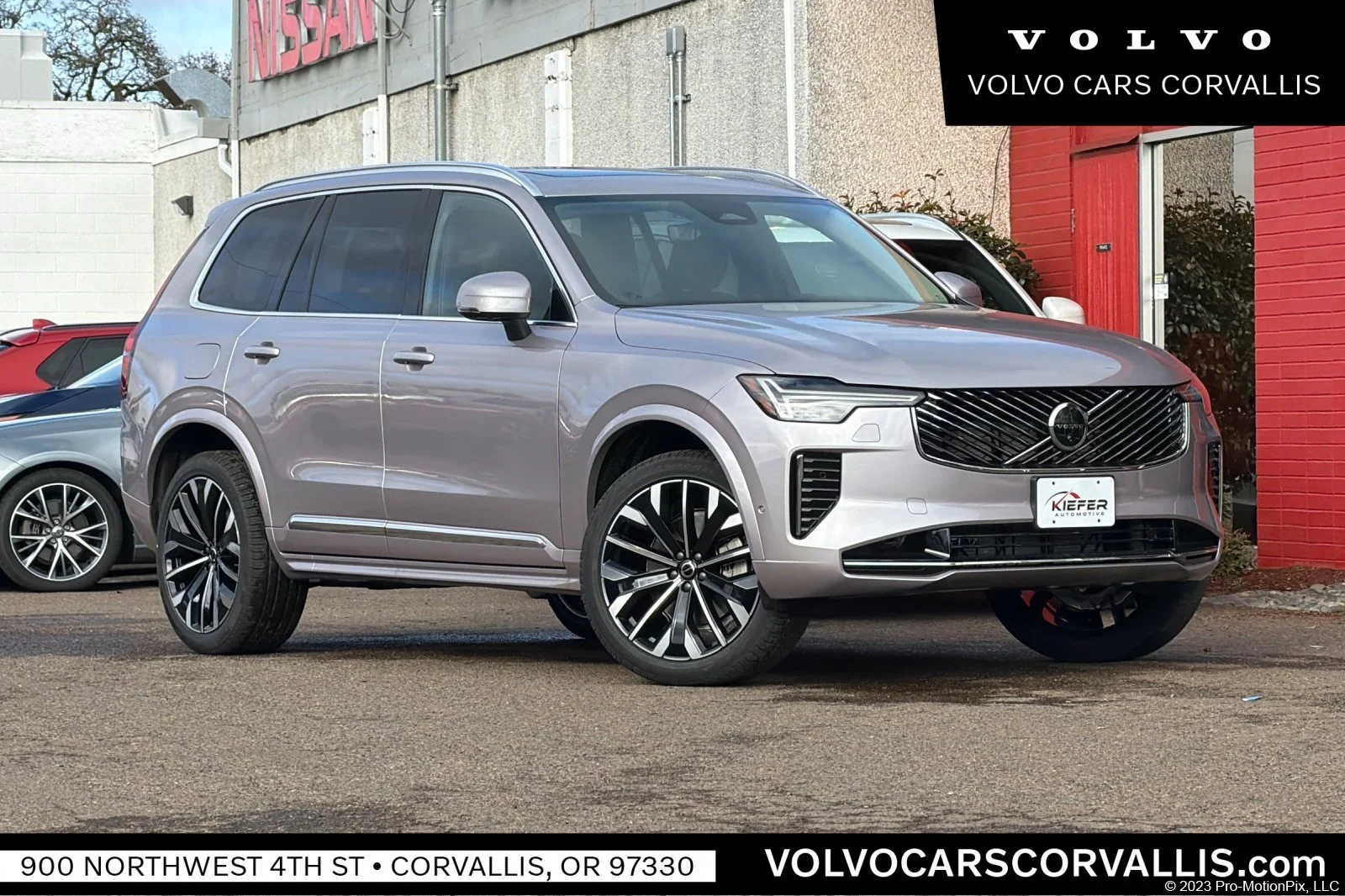 2026 Volvo XC90 B5 Plus Bright 4WD's photo