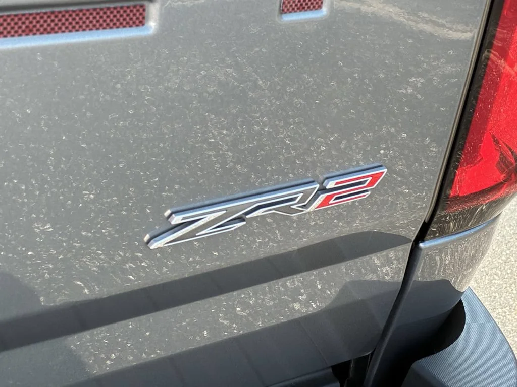 Used 2022 SATIN STEEL METALLIC Chevrolet 4WD ZR2 image 12