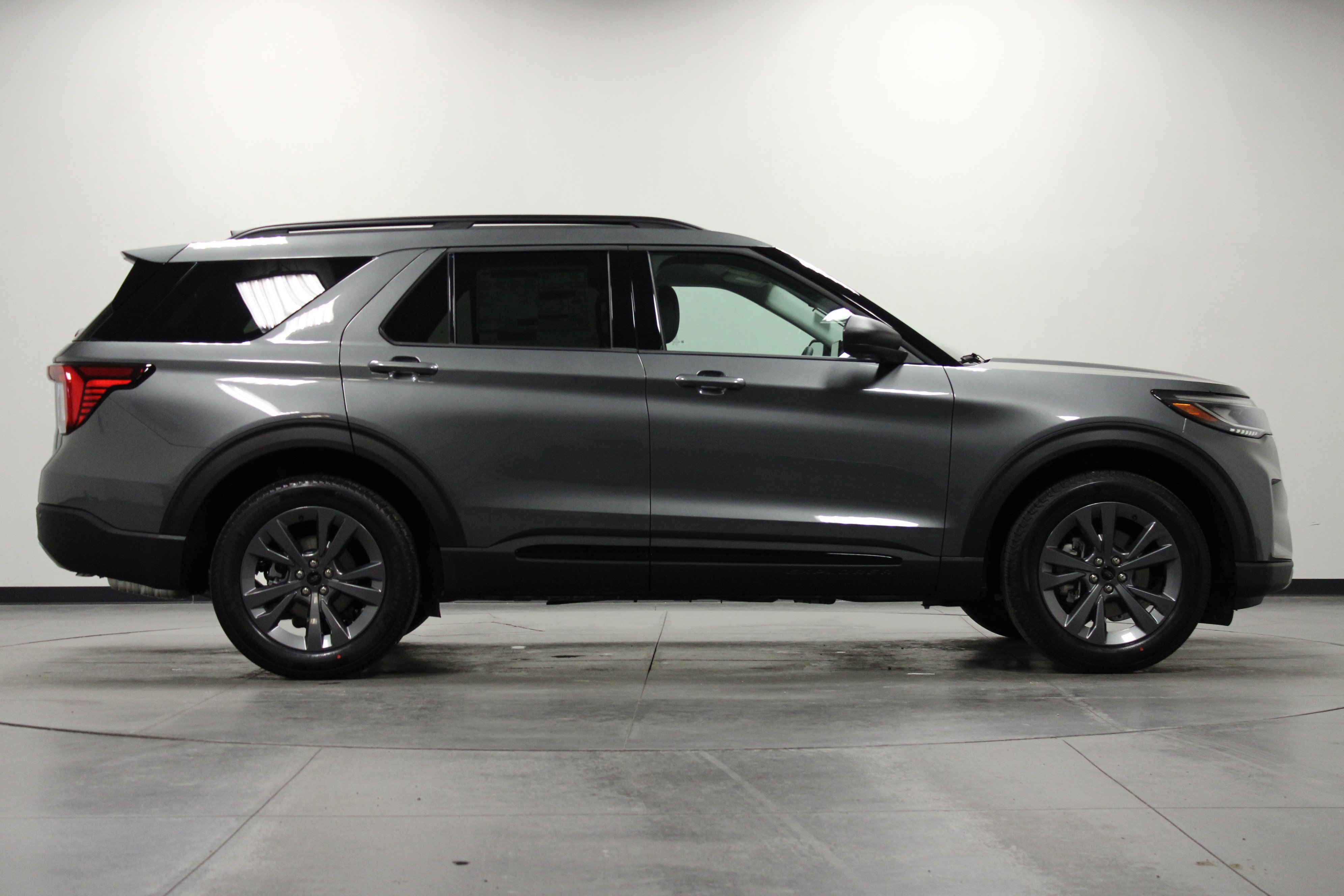 New 2026 Carbonized Gray Metallic Ford Active image 3