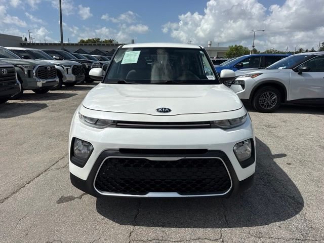 Used 2021 White Kia LX image 8