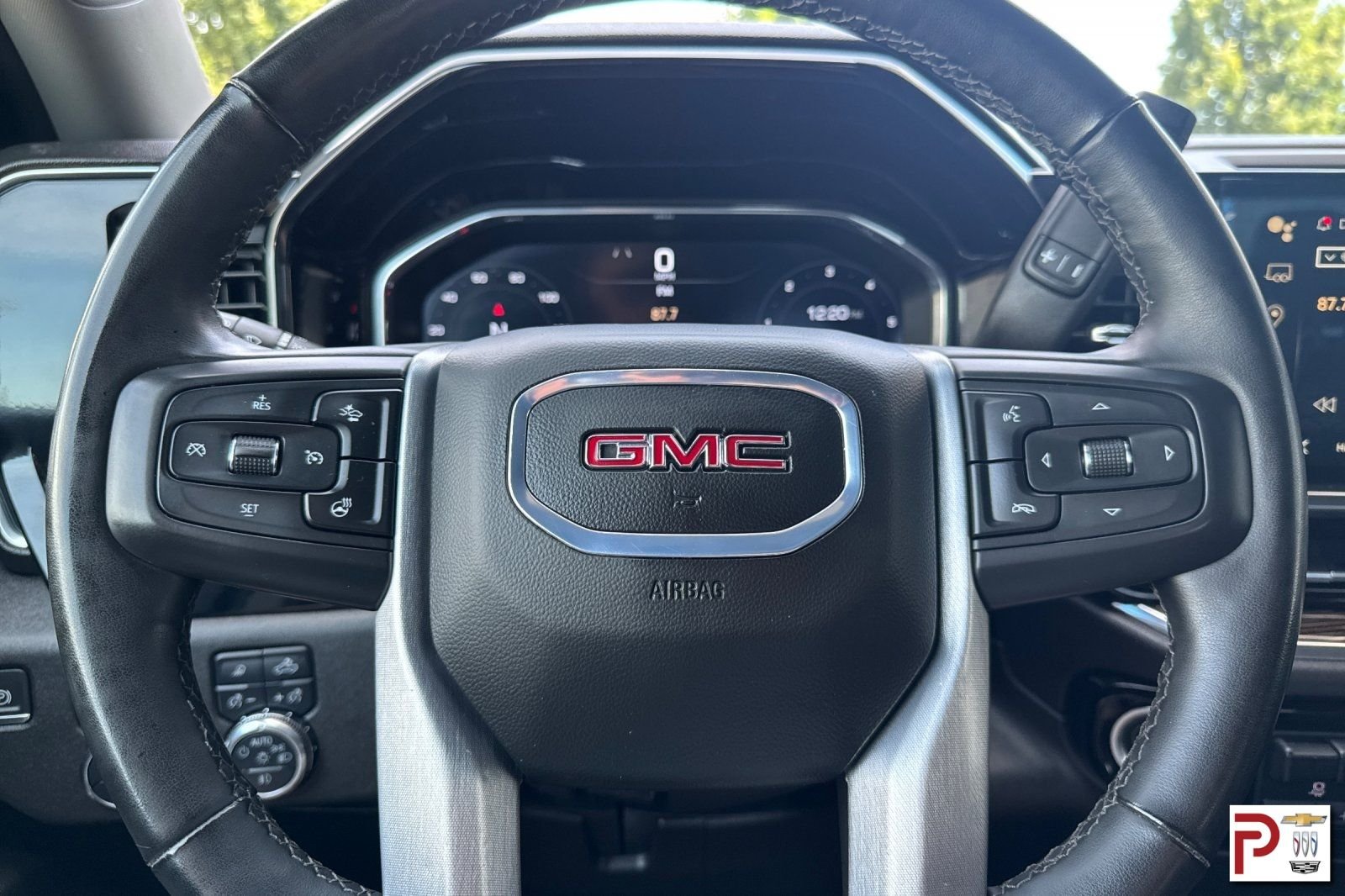 Used 2024 Gray GMC SLE image 24