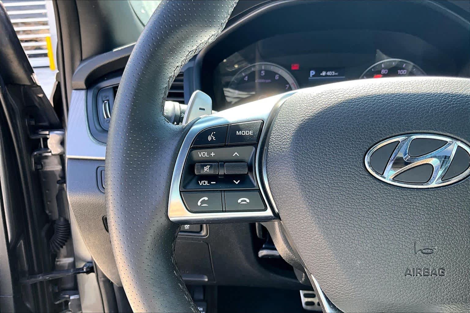 Used 2018 Machine Gray Hyundai Sport image 21