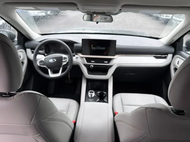 New 2026 Carbonized Gray Metallic Ford Active image 44