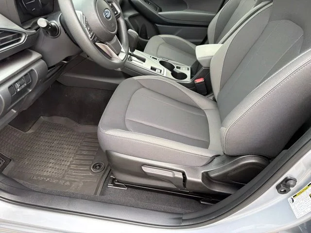 Used 2025 Silver Subaru Base image 21