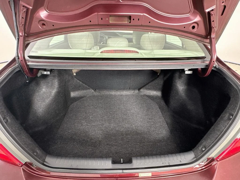 Used 2012 Crimson Pearl Honda EX image 29