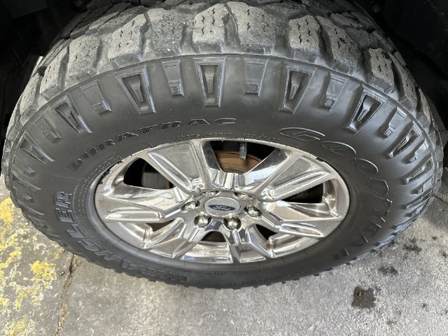 Used 2016 Ruby Red Ford XLT image 23
