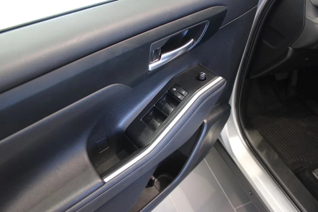 Used 2024 Silver Toyota XLE image 32