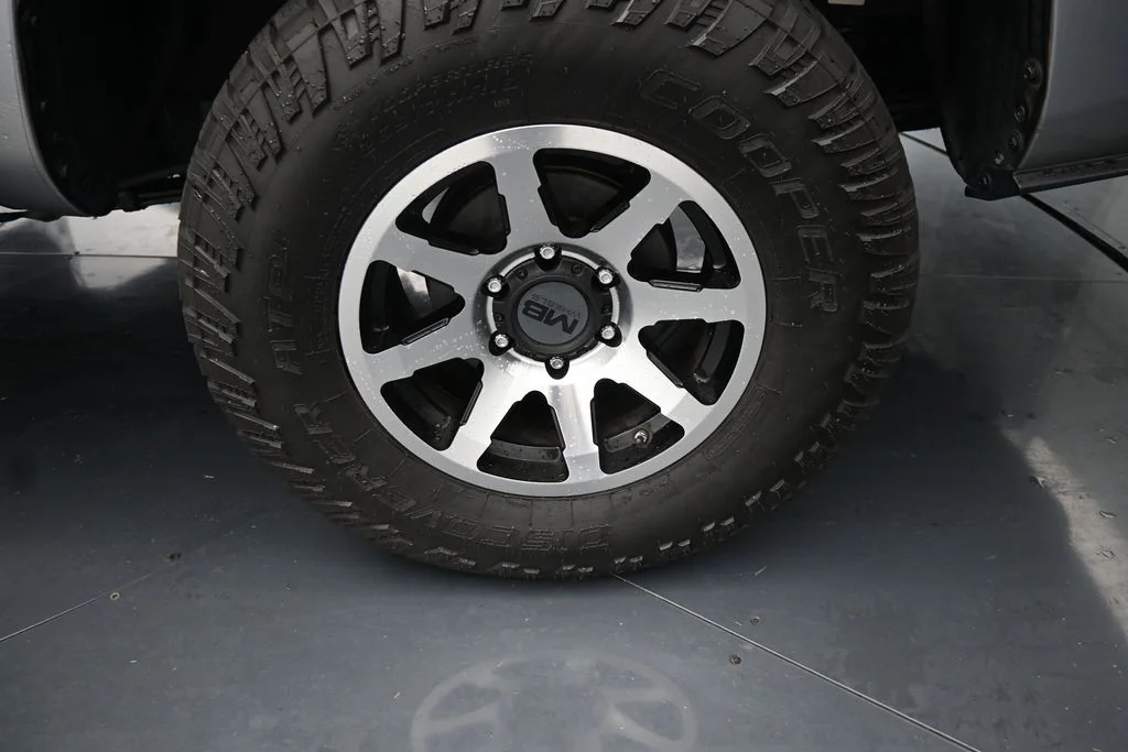 Used 2021 Silver Toyota SR image 17