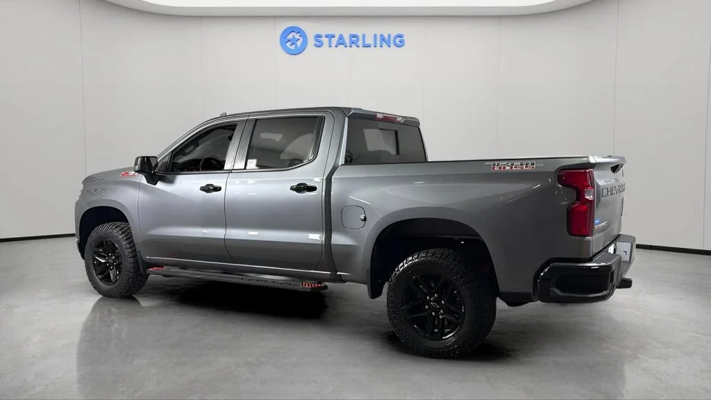 Used 2021 SATIN STEEL METALLIC Chevrolet LT Trail Boss image 5
