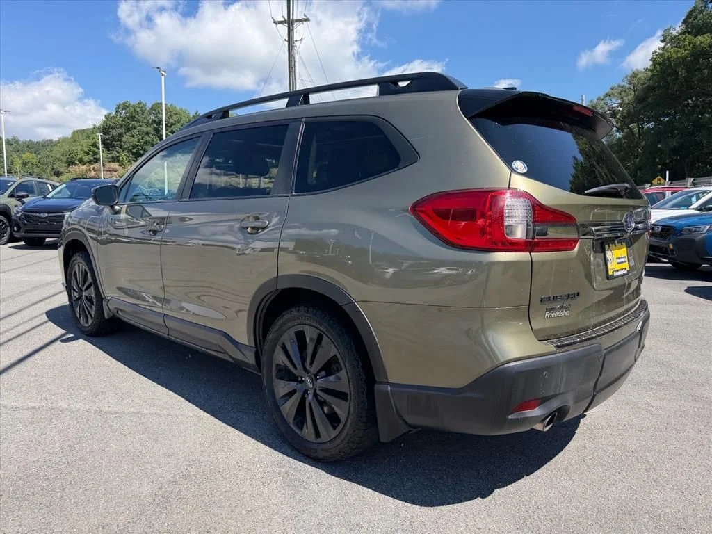 Used 2022 Brown Subaru Onyx Edition image 5
