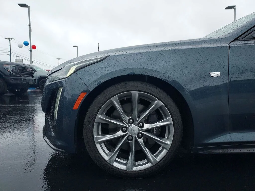 Used 2020 Gray Cadillac Sport image 16