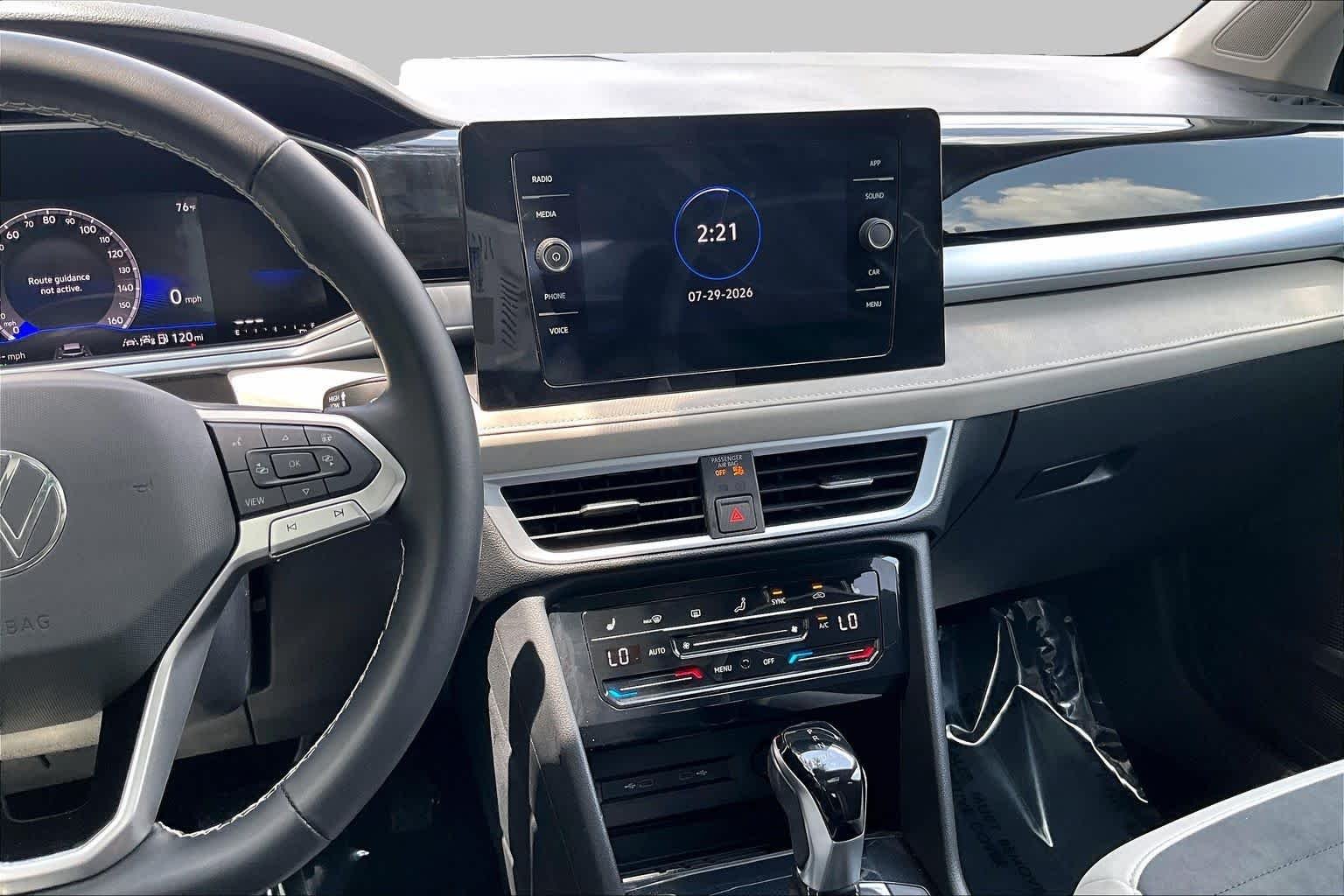 Certified Pre-Owned 2025 Volkswagen Taos SE