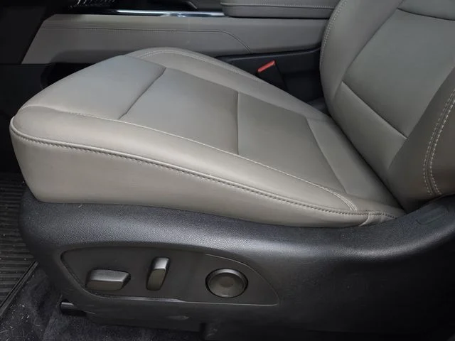 Used 2024 Sterling Metallic GMC Elevation image 13