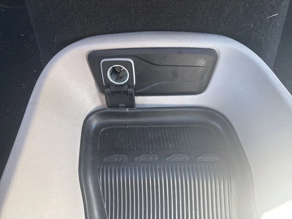 Used 2024 Diamond Black Chrysler Touring L image 30