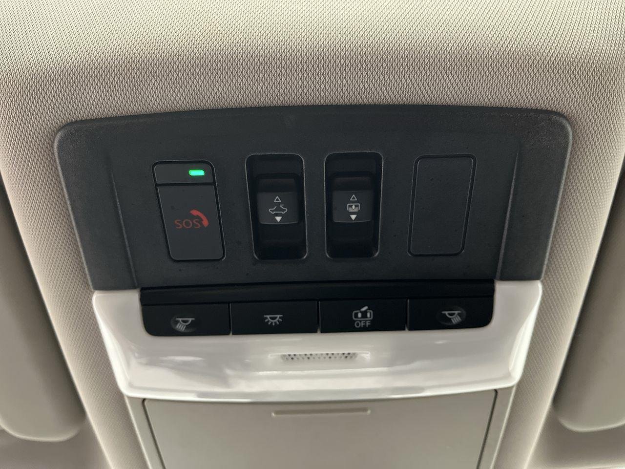 Used 2021 Gun Metallic Nissan SL image 24