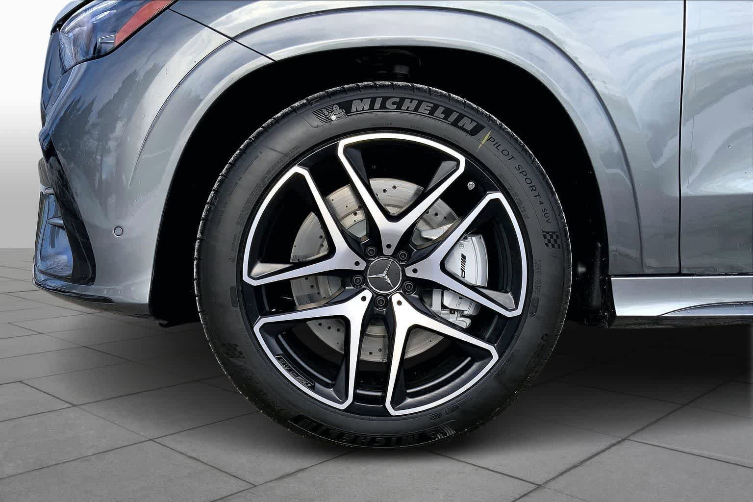 New 2026 Selenite Grey Metallic Mercedes-Benz AMG® GLE 53 image 15