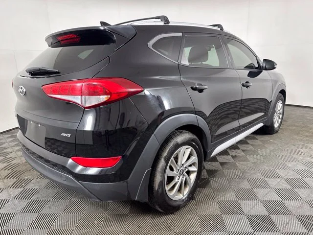 Used 2018 Black Noir Pearl Hyundai SEL Plus image 3