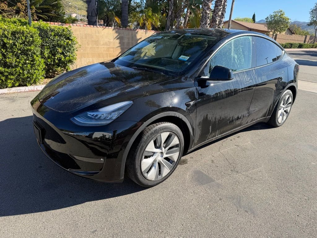Used 2021 Tesla Model Y Long Range with VIN 5YJYGDEE1MF152774 for sale in Poway, CA