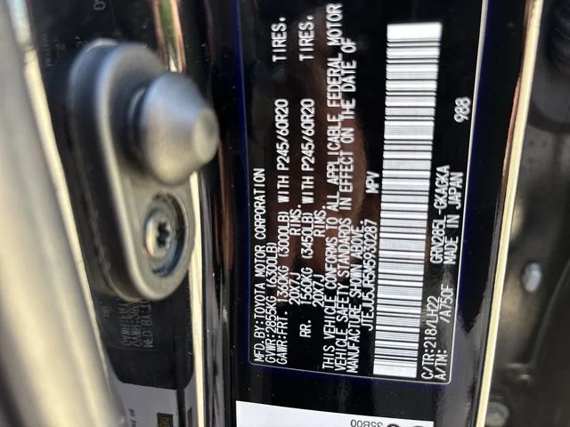 Used 2021  Toyota Nightshade image 15